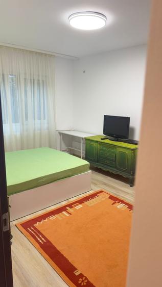 Garsonieră decomandată în Giurgiului
