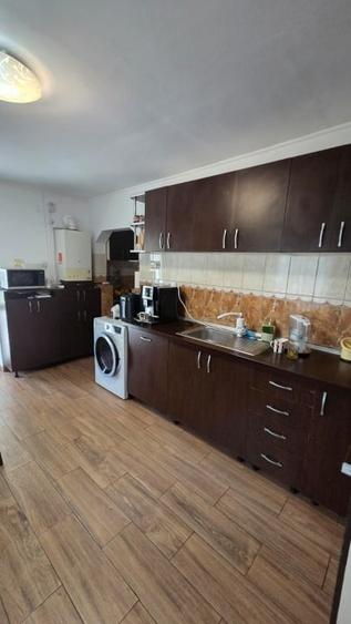 Casă individuală cu 3 camere cu Canalizare în Soarelui