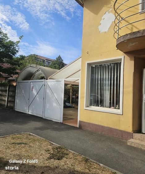 Spațiu comercial, de 150 mp, în Central