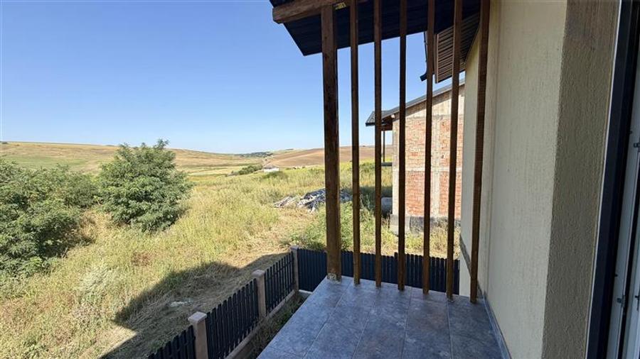 Casă individuală cu 4 camere cu Teren 750 Mp în Popricani