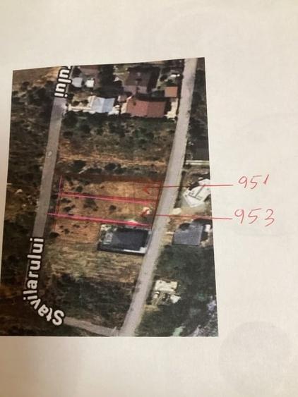 Teren Construcții intravilan de 953 mp, în Est
