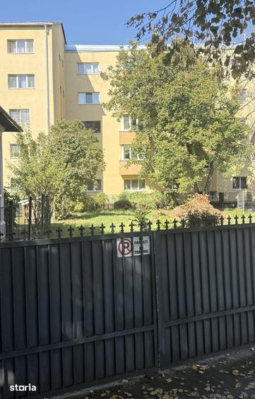 Teren de 500 mp, în Decebal
