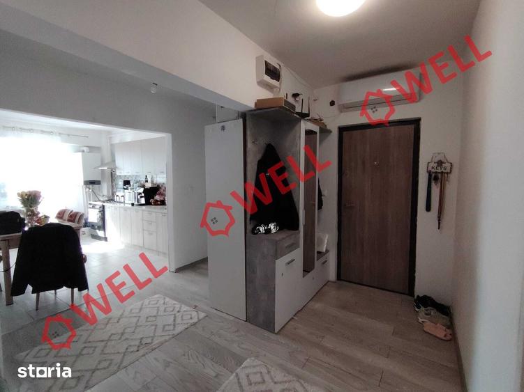 Apartament cu 4 camere decomandat în Central