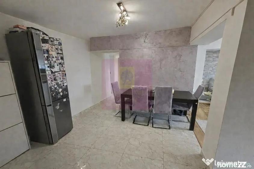 Apartament cu 3 camere decomandat în Alba Iulia