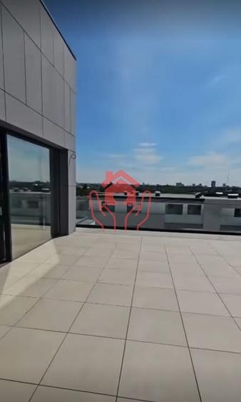 Apartament cu 4 camere decomandat, mobilat în Băneasa