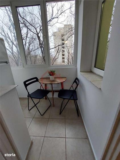 Garsonieră semidecomandată în Costin Georgian