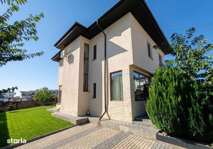 Casă cu 4 camere în Rediu