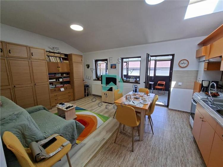 Apartament cu 2 camere decomandat în Sânpetru