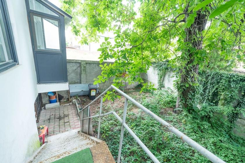 Apartament de vanzare 137 mp, zona centrala, curte proprie - 42