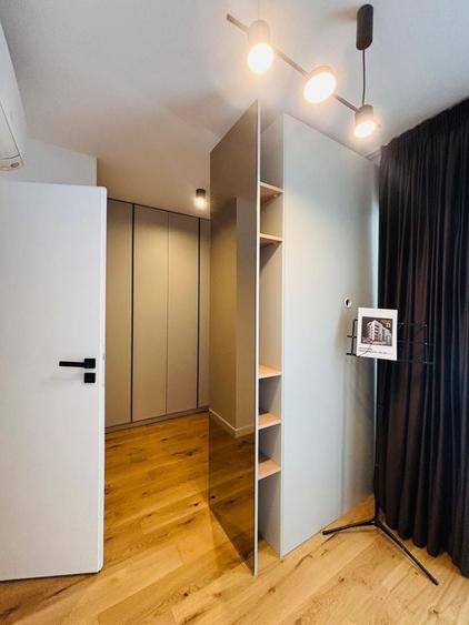 Apartament cu 3 camere, mobilat în P-ța Unirii