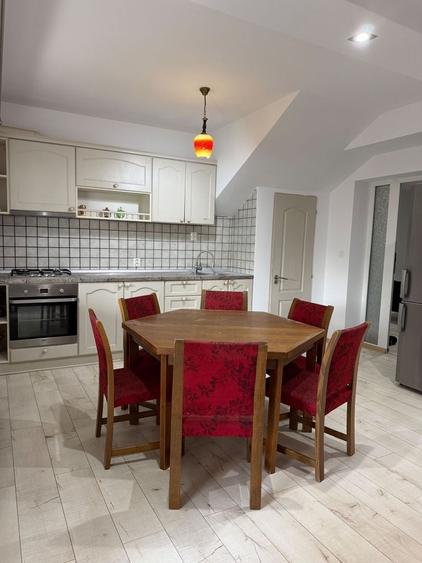 Apartament cu 3 camere semidecomandat în Freidorf