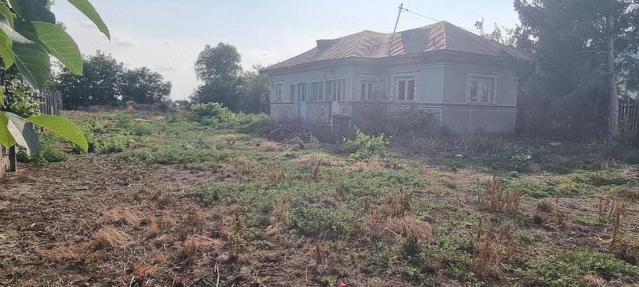 Teren de 1200 mp, în Tărtășești