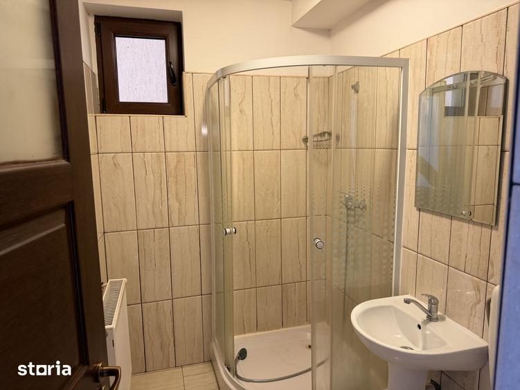 Apartament cu 2 camere, mobilat în Vasile Aaron