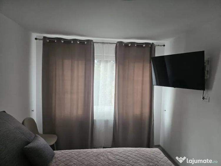 Ofer spre inchiriere apartament cu 3 camere - 8