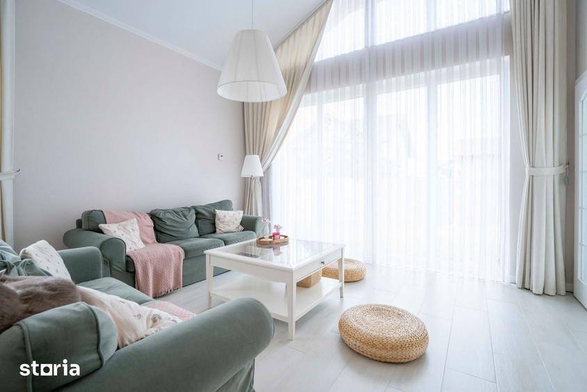 Casă cu 4 camere cu Teren 487 Mp în Sânmartin