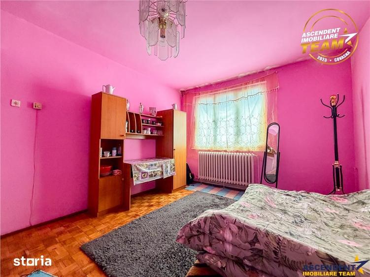 Apartament cu 3 camere, mobilat în Simeria