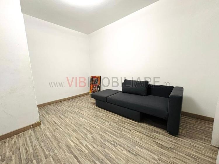 Apartament cu 3 camere semidecomandat în Giulești