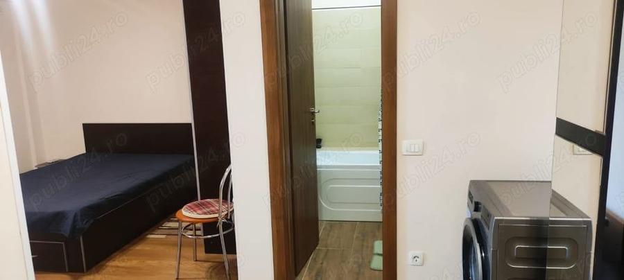 Garsonieră decomandată în Păcii