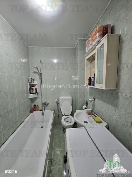 Apartament cu 3 camere, mobilatutilat, bloc nou, langa metrou, in zona