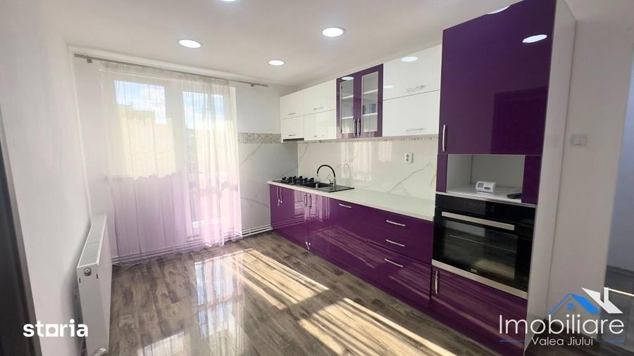Apartament cu 3 camere în Petros