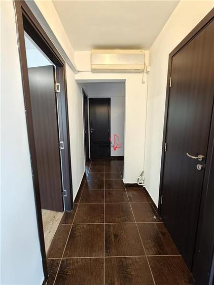 Apartament cu 3 camere decomandat în Ozana