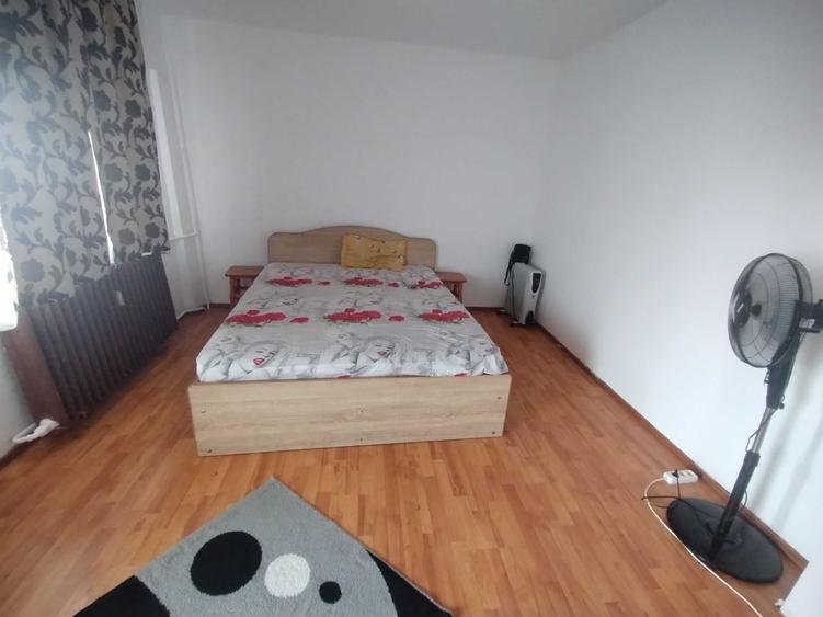 Inchiriez apartament cu 2 camere - 2