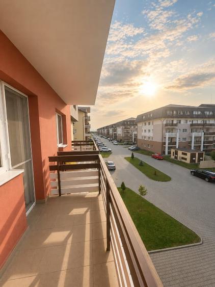 Apartament cu 2 camere decomandat în Sânpetru