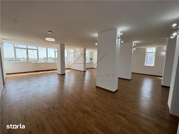Apartament cu 4 camere în Pieptănari