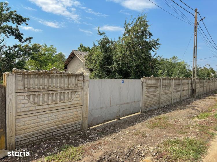 Casă cu 6 camere cu Teren 1247 Mp în Frăsinet