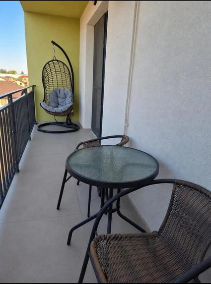 Apartament cu 2 camere decomandat în Girocului