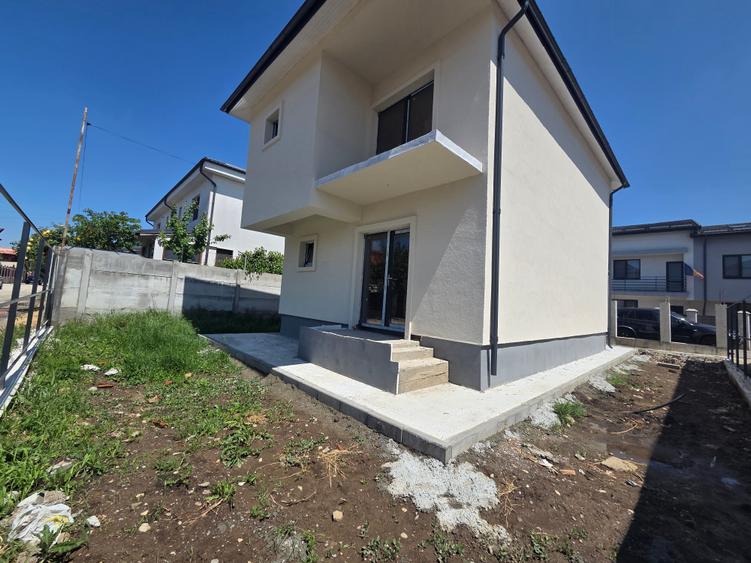 Casă individuală cu 4 camere cu Canalizare în Haliu