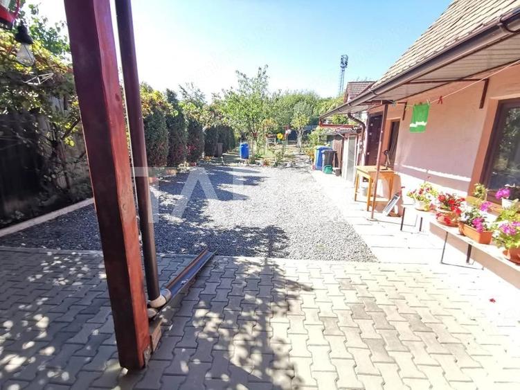 Casă cu 5 camere cu Teren 687 Mp în Central