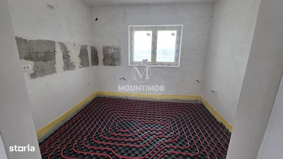 Casă cu 4 camere în Bartolomeu