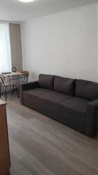 Garsonieră semidecomandată în Central