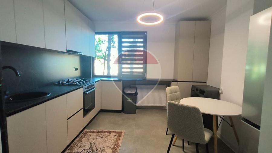 Apartament cu 3 camere de închiriat în zona Mazepa 1- Galați - 1