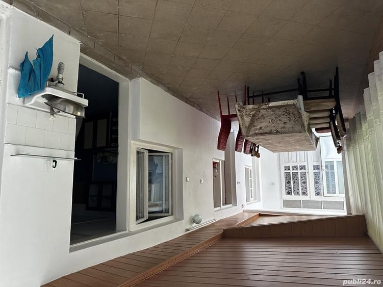 Casă cu 5 camere în Plugova