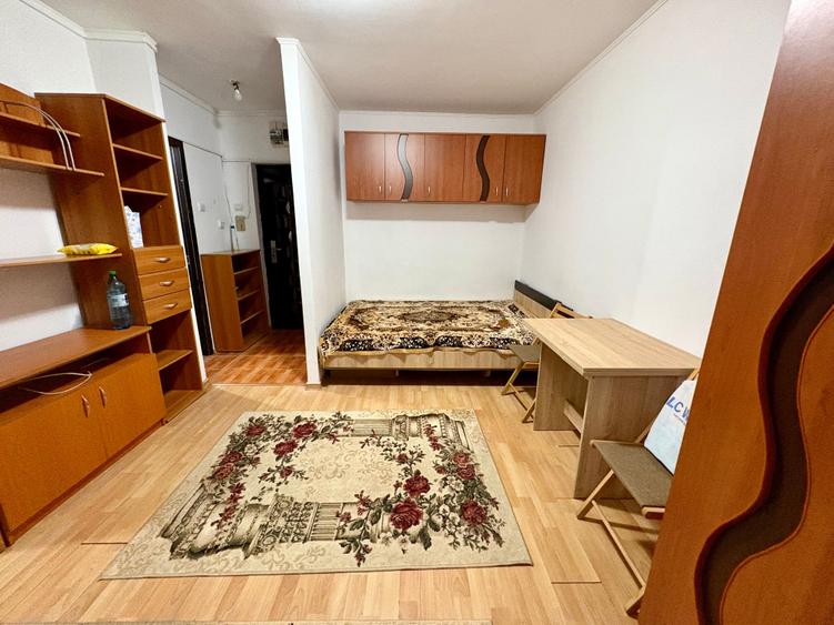 Garsonieră semidecomandată în Alexandru Obregia