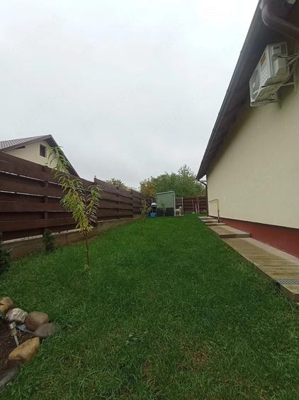 Casă cu 6 camere cu Teren 400 Mp în Horpaz