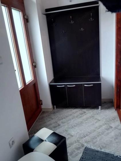 Apartament cu 3 camere semidecomandat în Take Ionescu