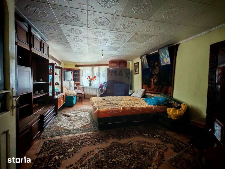 Casă cu 3 camere cu Teren 1757 Mp în Ultracentral