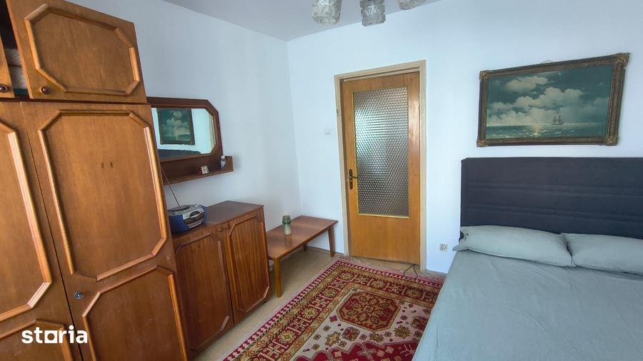 Apartament cu 2 camere decomandat în Vitan