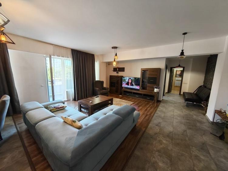 Apartament cu 2 camere semidecomandat în Dosu Bricii