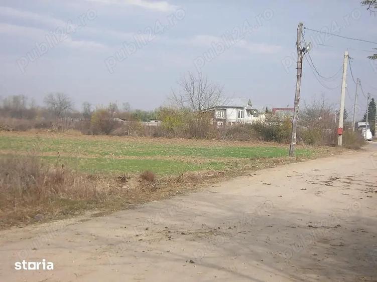 Teren intravilan de vanzare Malu Spart,Utilitati in apropiere gaz,apa - 1