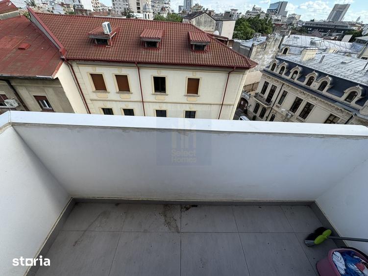Apartament cu 3 camere semidecomandat, mobilat în Eminescu