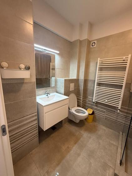 Garsonieră decomandată în Drumul Sării