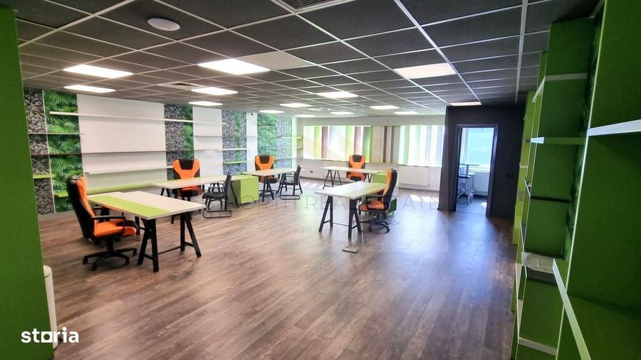 Spațiu comercial, de 210 mp, în Odăi