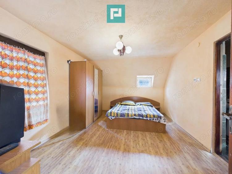 Casă cu Teren 600 Mp în Laz