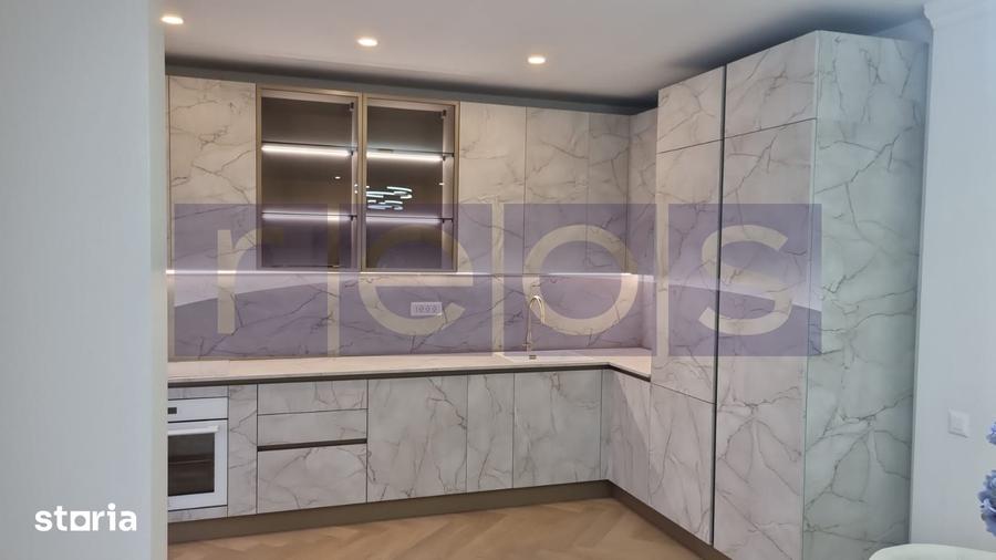 Apartament cu 4 camere în Tei