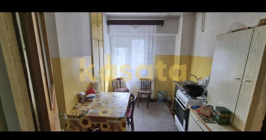 Apartament cu 3 camere decomandat, mobilat în Aviației
