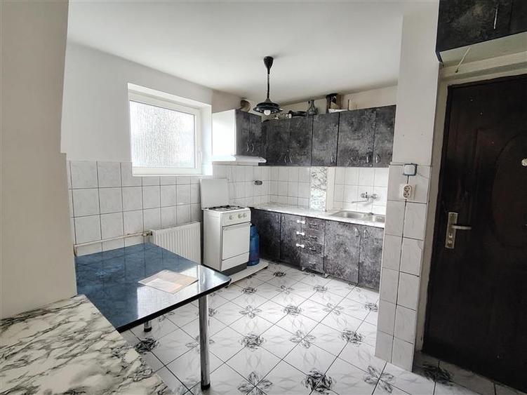 Apartament cu 2 camere nedecomandat, mobilat în Vest